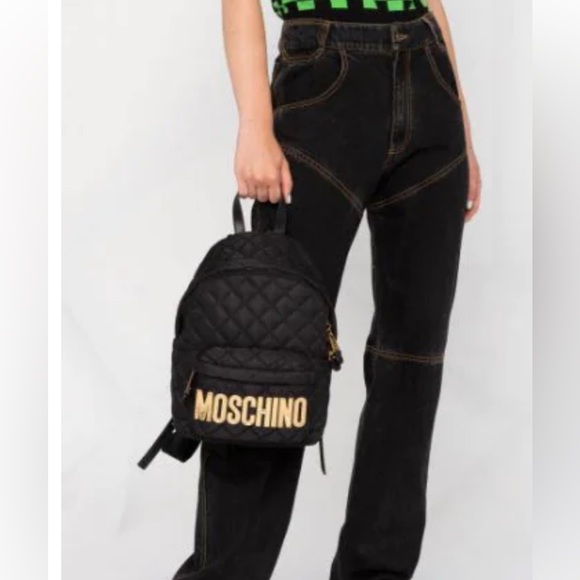 AUTHENTIC NWT  Moschino Backpack. - Picture 2 of 12